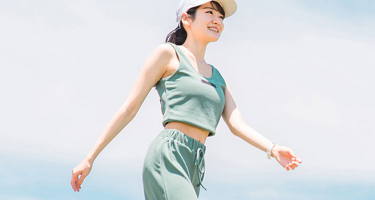 骨格を整えて姿勢改善